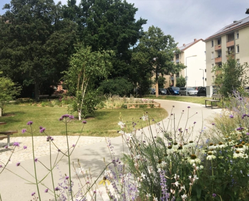 Marie-Juchacz-Park, Nürnberg – Blumenbeete