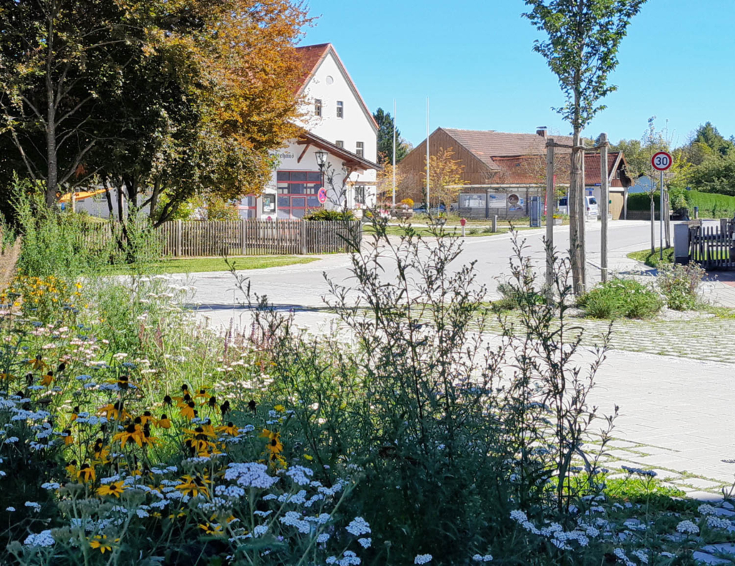 Ortsmitte, Oberhausen – Blick auf das Rathaus
