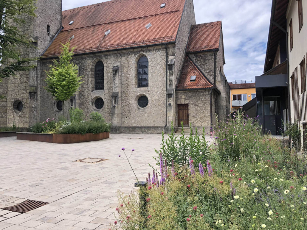 Kirche Traunstein – Beete